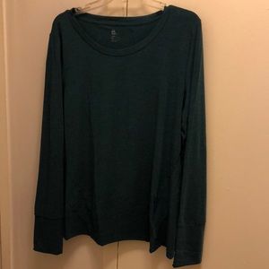 Dark green gap fit long sleeve tee